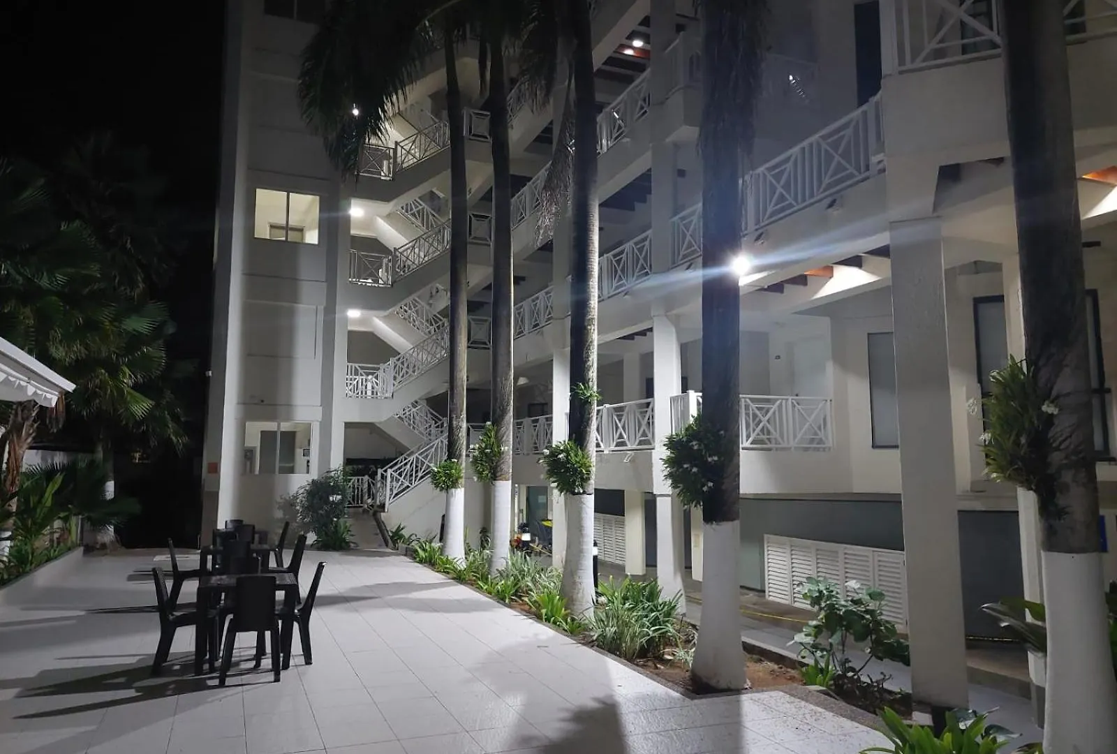 Apartamento En San Andres Frente Al Mar Con Piscina Apartment